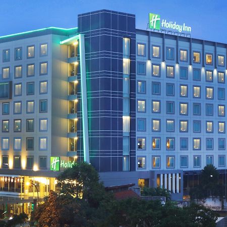 Holiday Inn Bandung Pasteur By Ihg Esterno foto