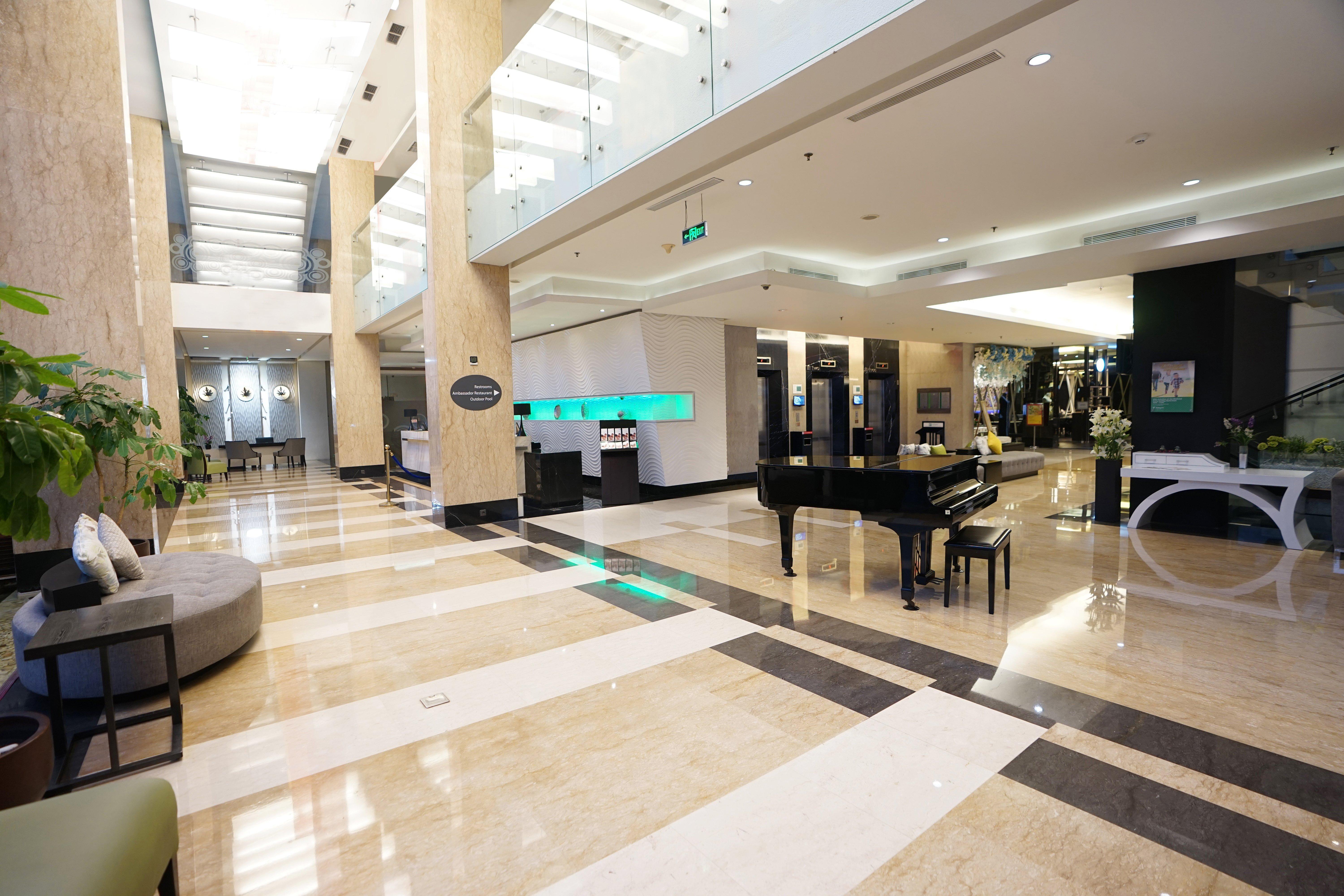 Holiday Inn Bandung Pasteur By Ihg Esterno foto