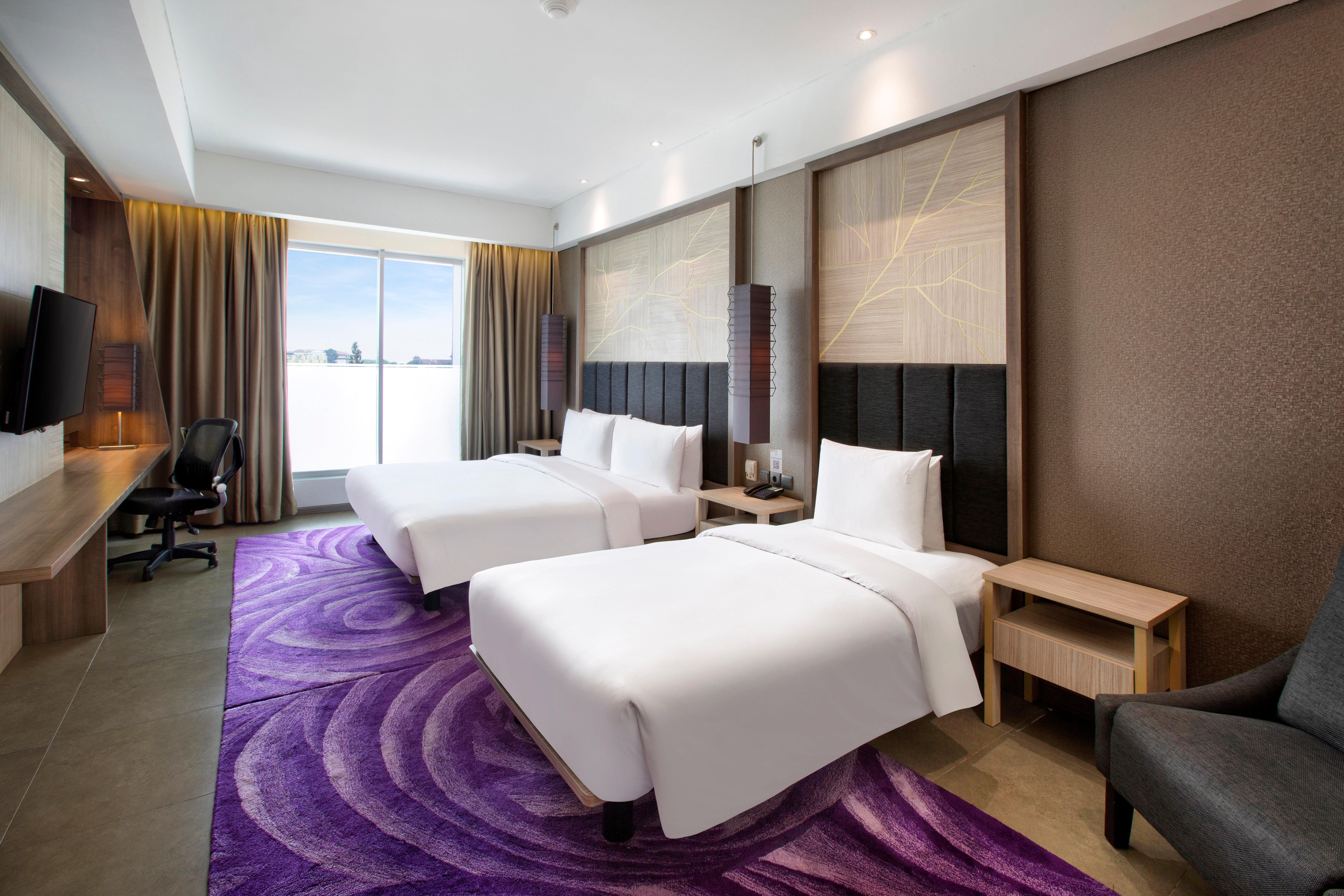 Holiday Inn Bandung Pasteur By Ihg Esterno foto