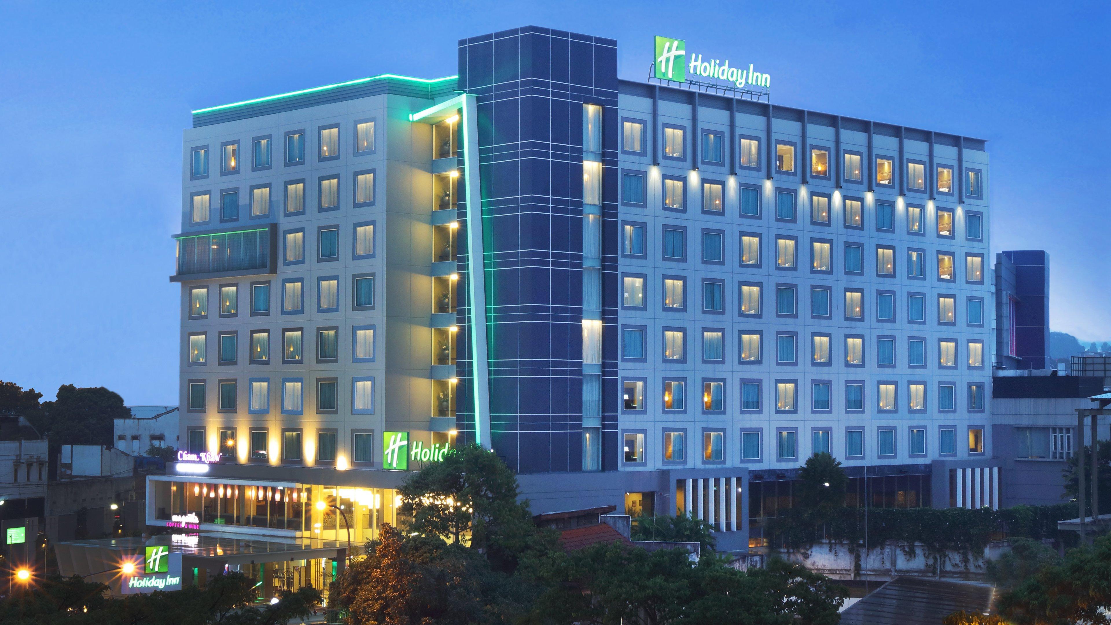 Holiday Inn Bandung Pasteur By Ihg Esterno foto